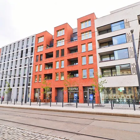 Sunny Apartment In Smichov, Prague 5 Exterior photo