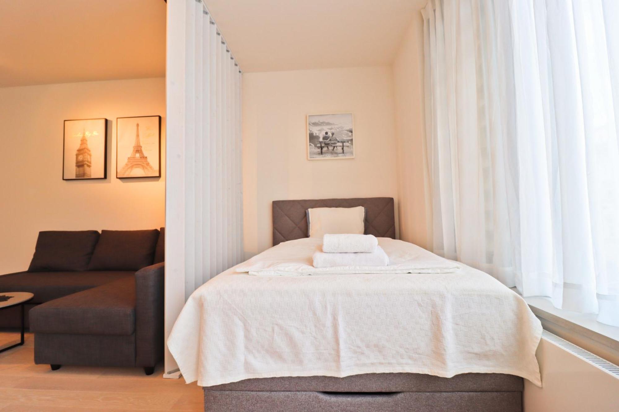 Appartement Sunny In Smichov, 5 Prague